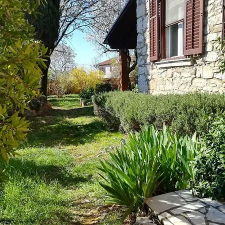 Almond House *